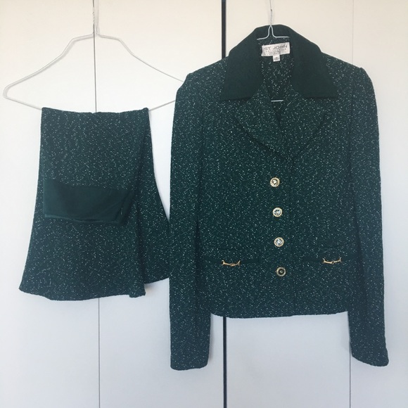 St. John Jackets & Blazers - Green Speckled St. John Jacket and Skirt